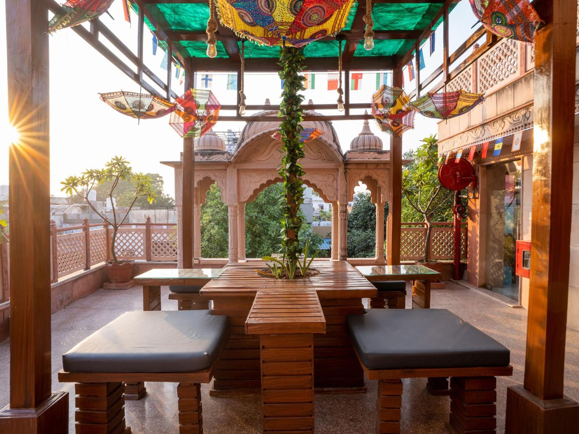Moustache Agra Hostel Exterior photo